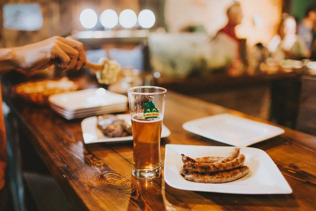 B.G. House by Brothers Grimm(ビージーハウス)