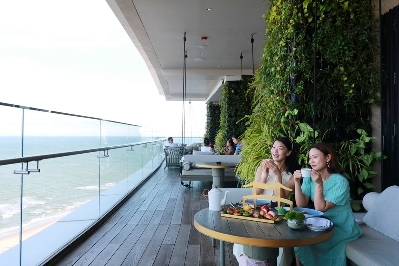 ザ・エッジでのアフタヌーンティー