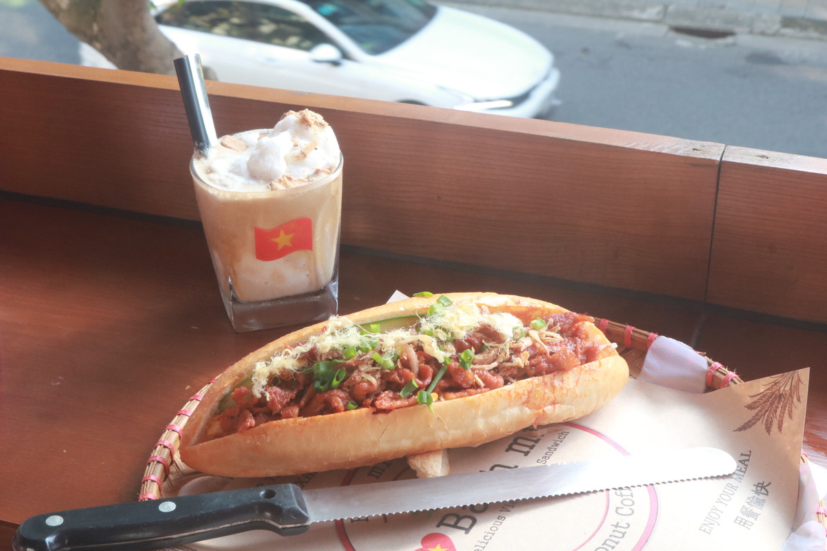 I love Banh Mi