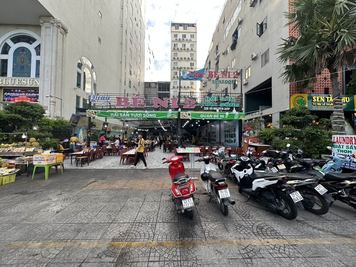 シーフードレストラン