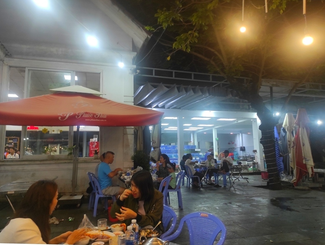 シーフードレストラン