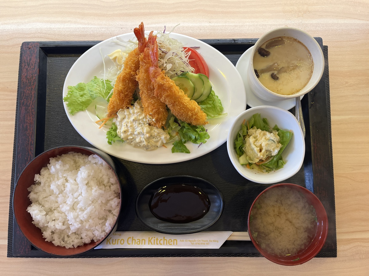 和食レストランKuroChan Kitchen