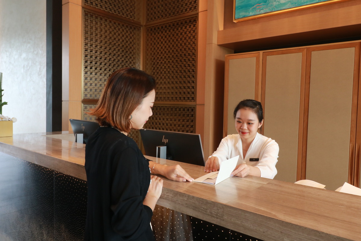 Shilla Monogram Danang