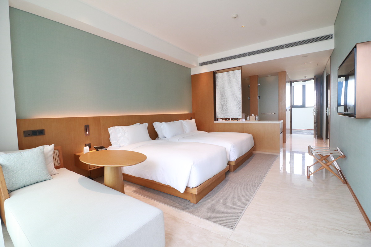 Shilla Monogram Danang