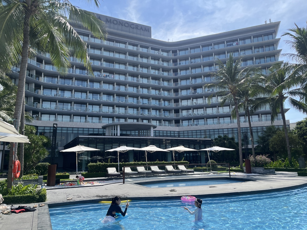 Shilla Monogram Danang