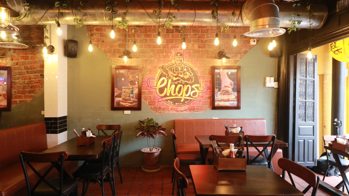 Chops Hoi An (チョップスホイアン)