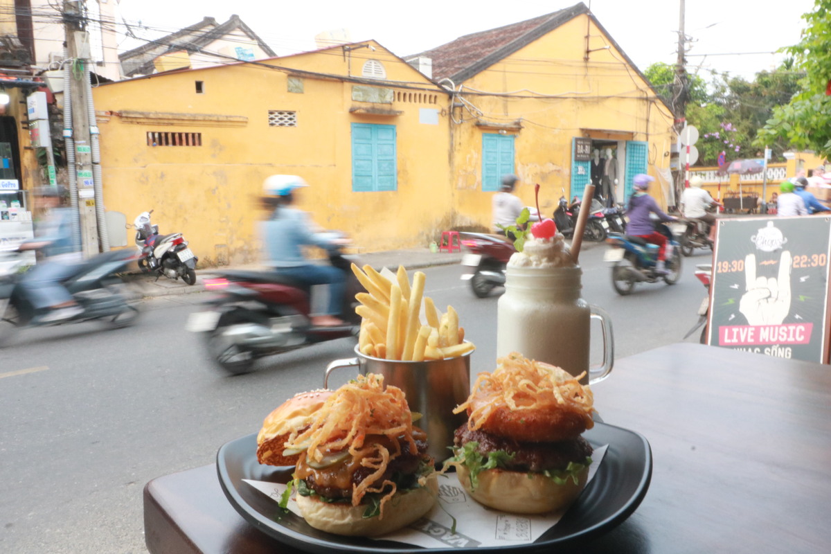 Chops Hoi An (チョップスホイアン)