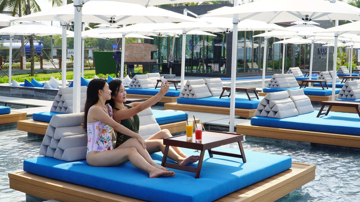 ゆっくりまったり、ドリンクやお食事を楽しんで