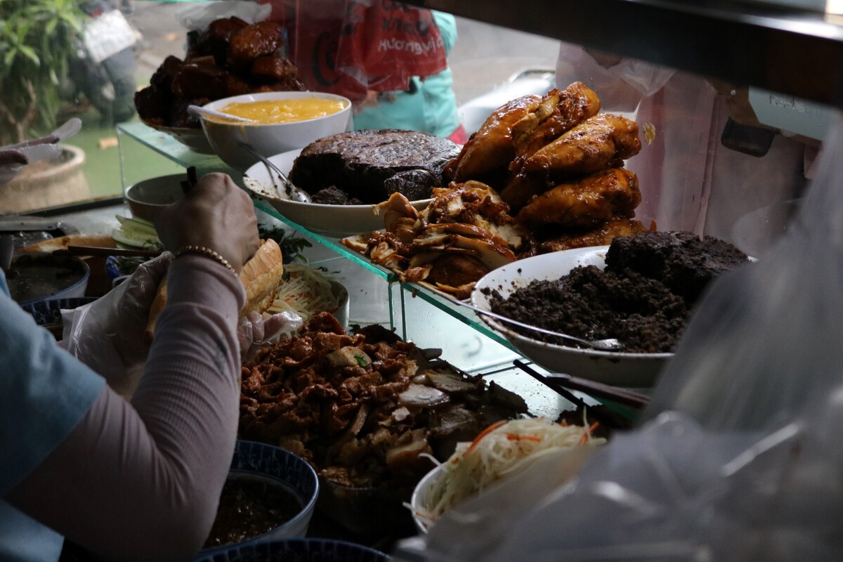 「マダムカイン(Madam Khanh)」