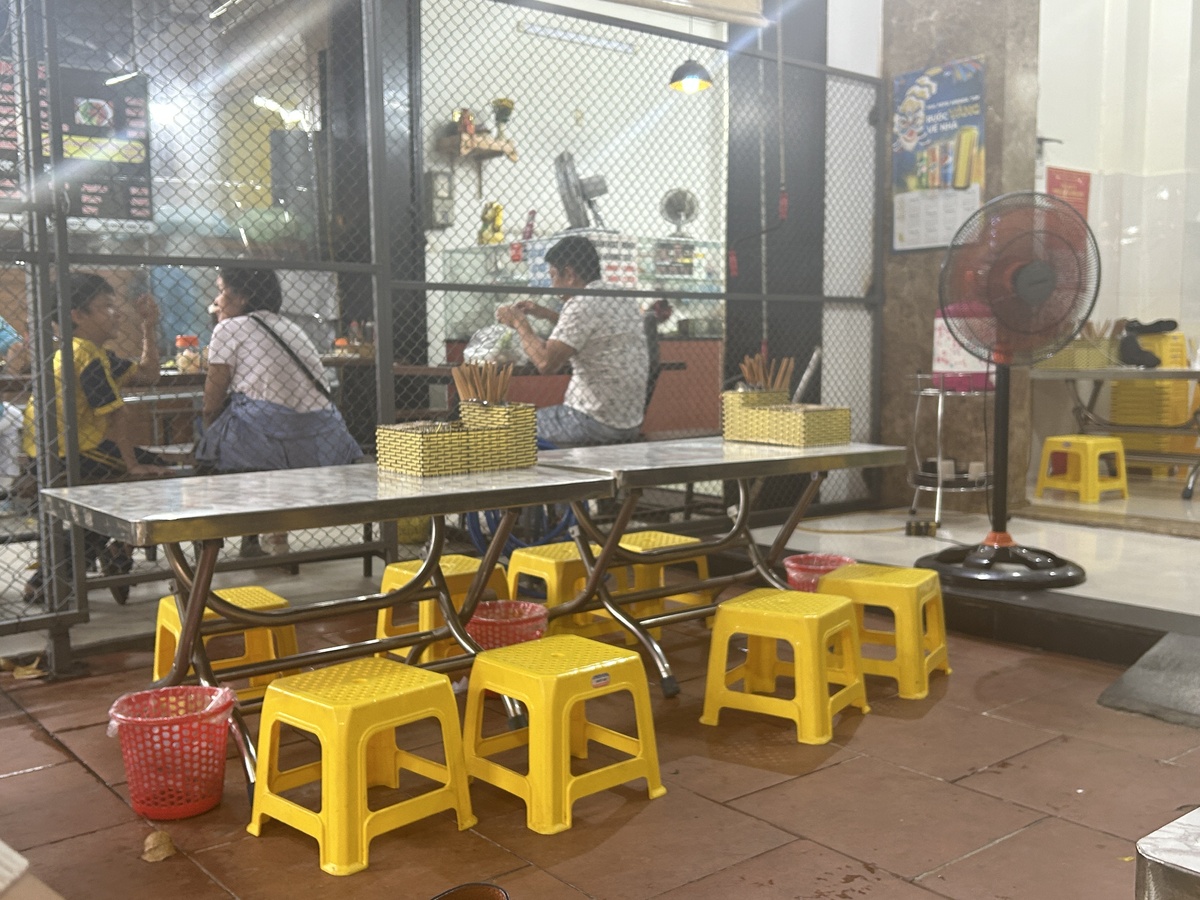 Bánh căn (バインカン)