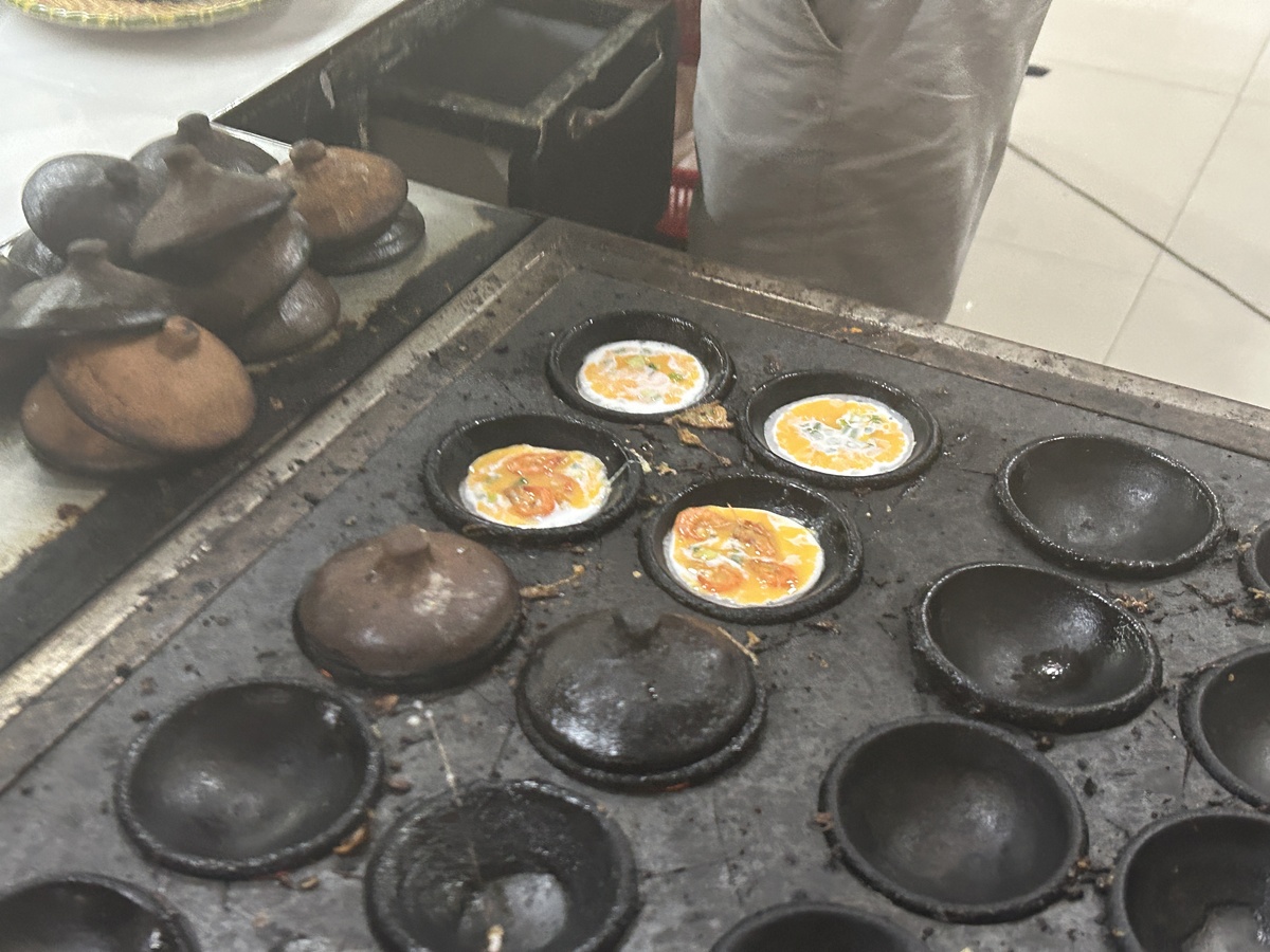 Bánh căn (バインカン)