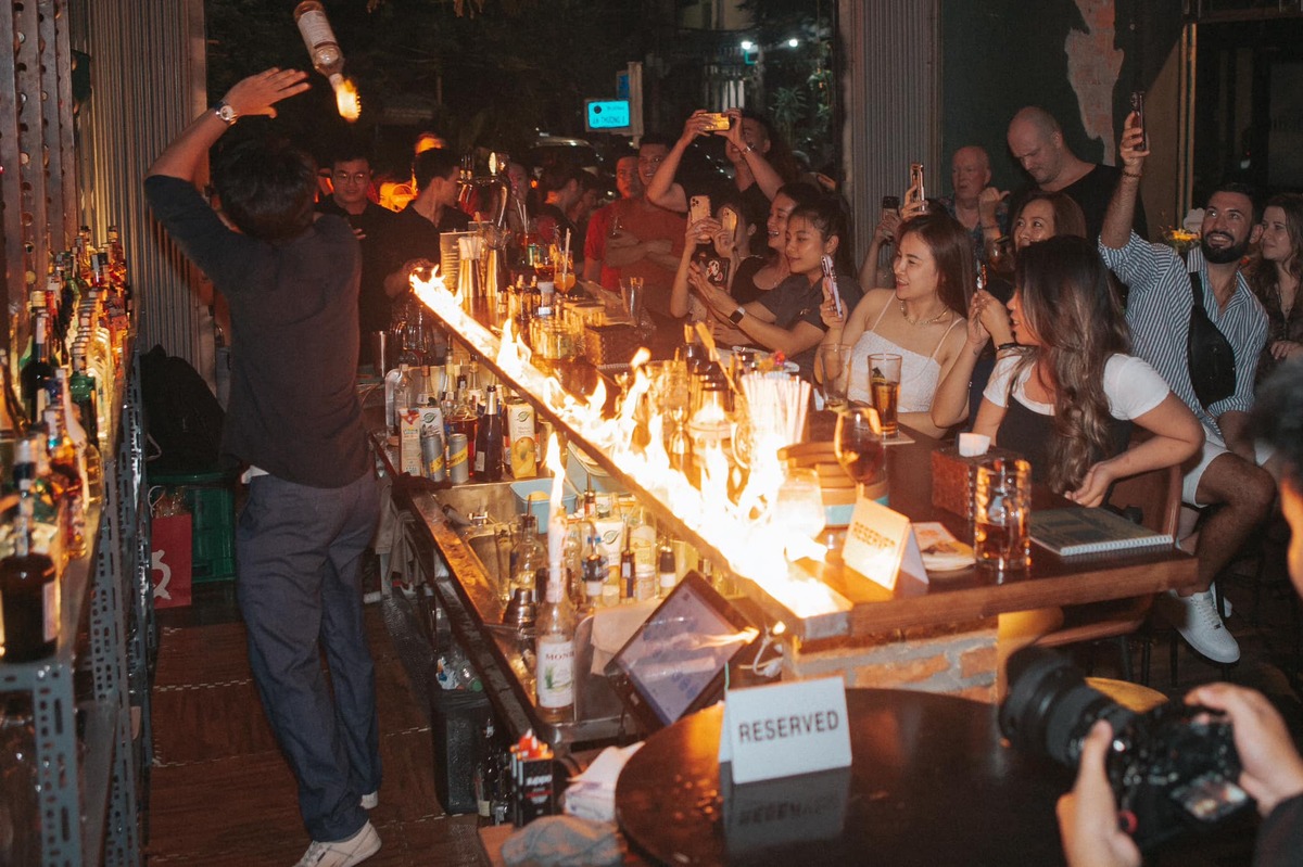 Bia Đức Brothers Grimm(ビアドゥック　グリムブラザーズ)