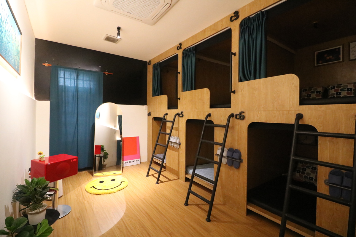 ベッド付きカフェ「Day La Coffee &amp; Bed」！シャワーも完備で深夜便や飛行機までの時間潰しに最適