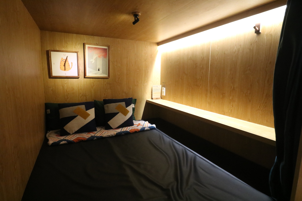 小さいタイプでもこの広さ！大人二人でも十分に寝ころべます