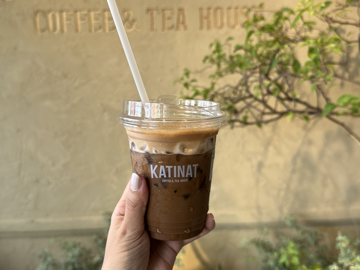 Me Sua Da(Vietnamese white coffee)S：39,000VND コーヒーの味が強く感じられる、まろっとした重くて甘いコーヒー