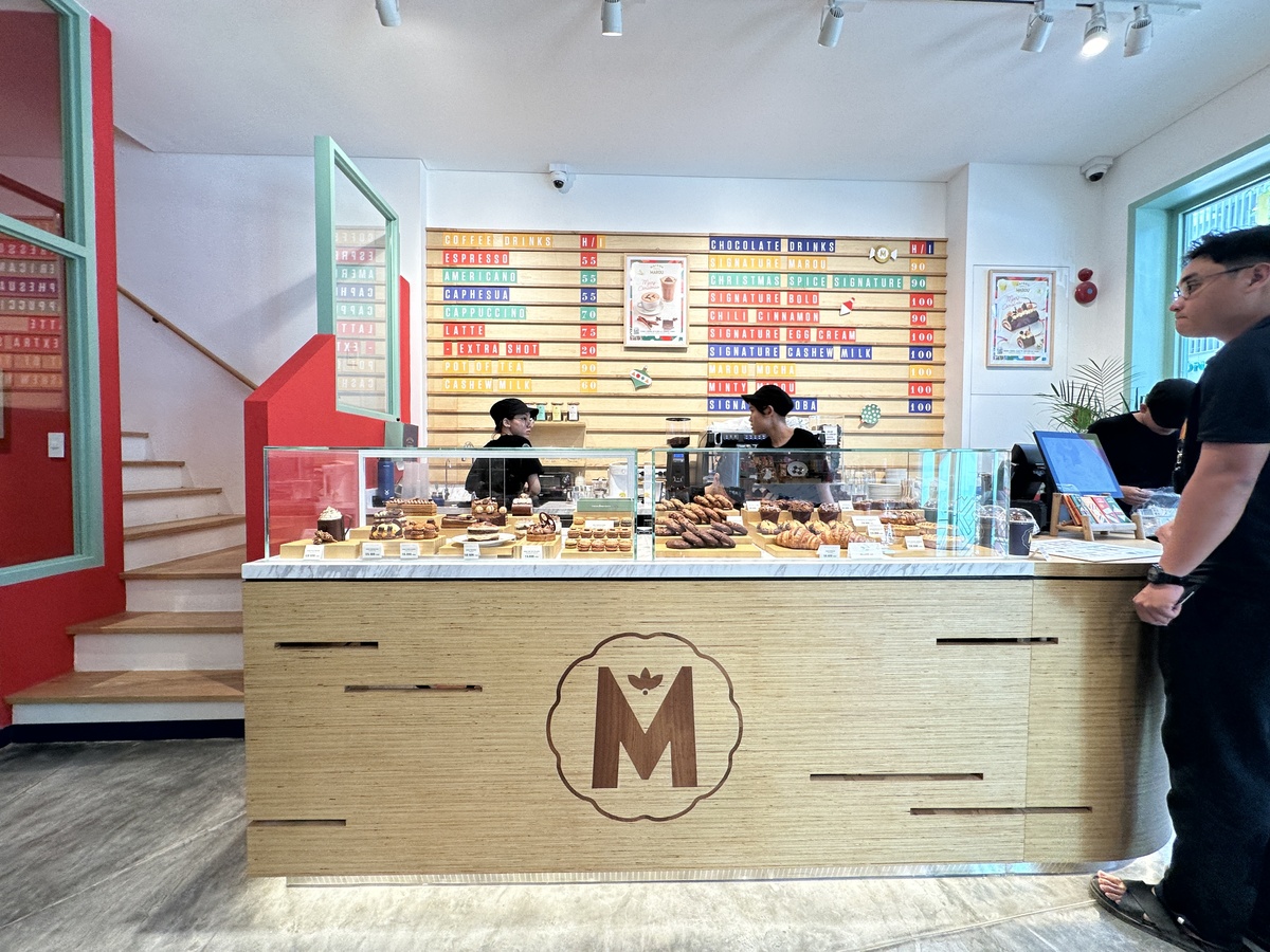 チョコをふんだんに使用したペイストリーや朝ご飯にもピッタリなキッシュまで