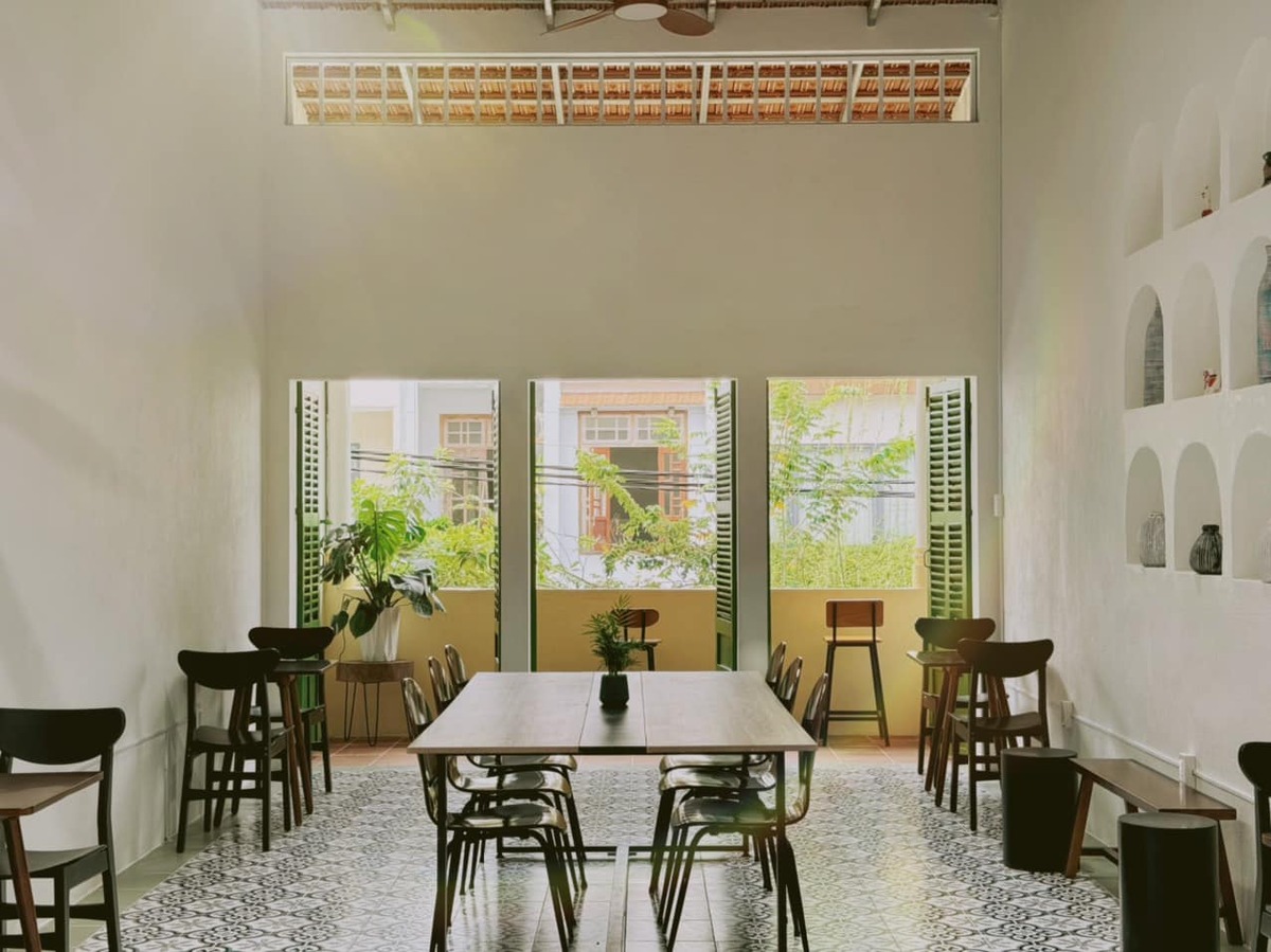 OneSip Café &amp; Co-Working Space(ワンシップカフェ＆コー・ワーキングスペース)