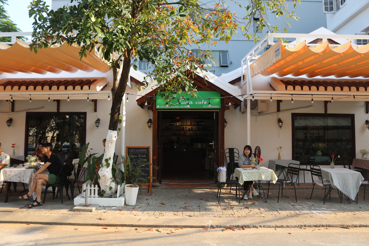 アントゥンエリアの癒しのゆったりカフェPuna coffee &amp; cake Đà Nẵng