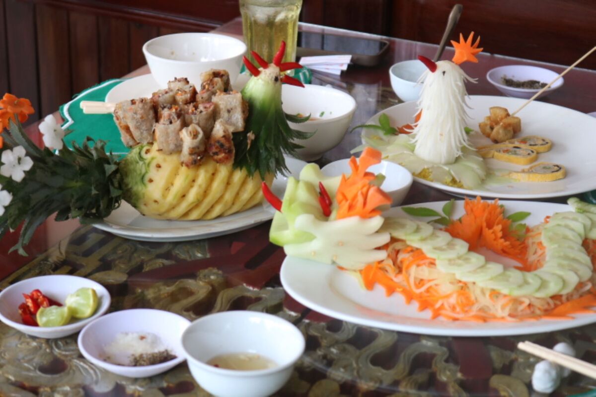 Tịnh Gia Viên (テイン ザー ヴィエン)