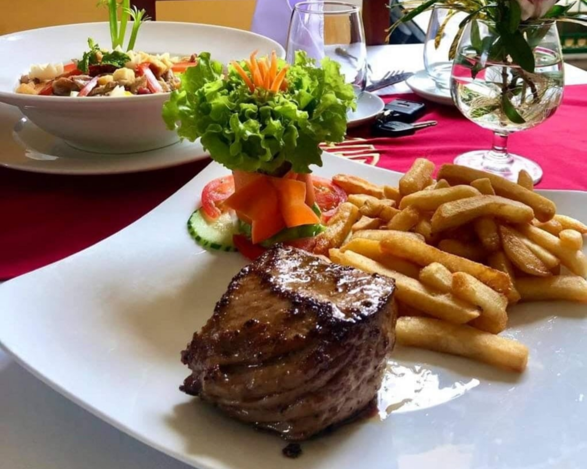 Les Jardins de la Carambole (レジャルダン・ドゥ・ラ・カランボール)