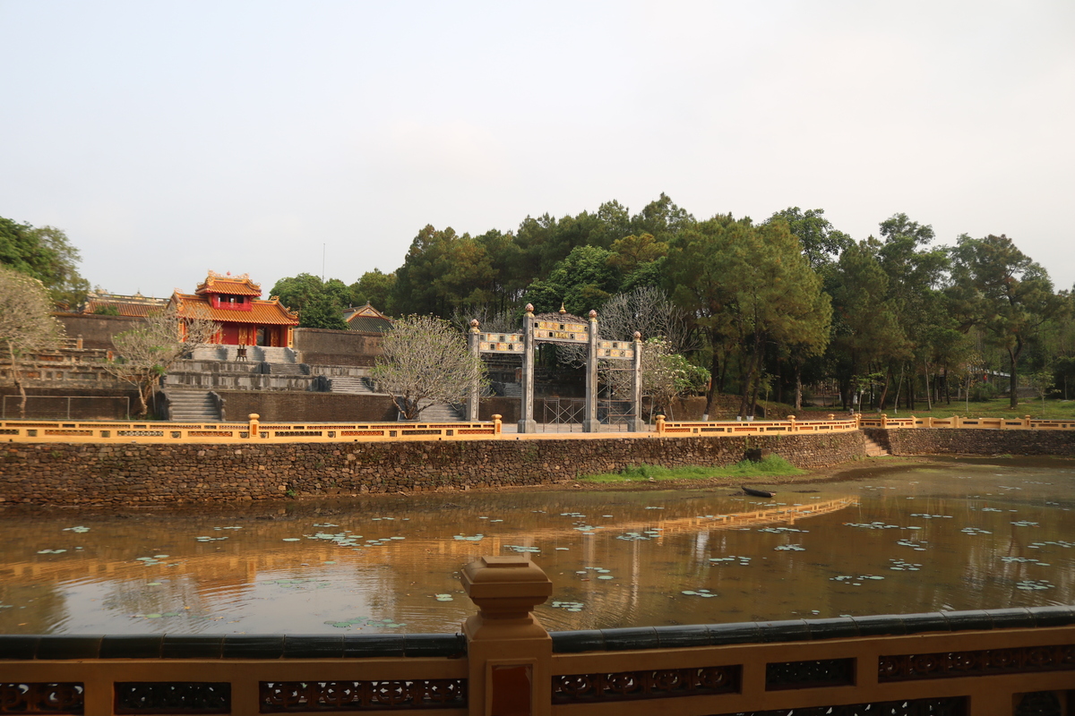 ティエウチー帝陵