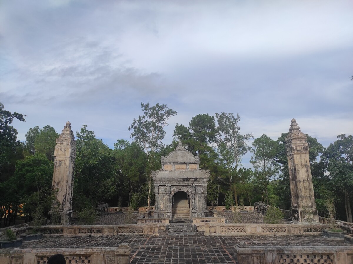 ドンカイン帝陵