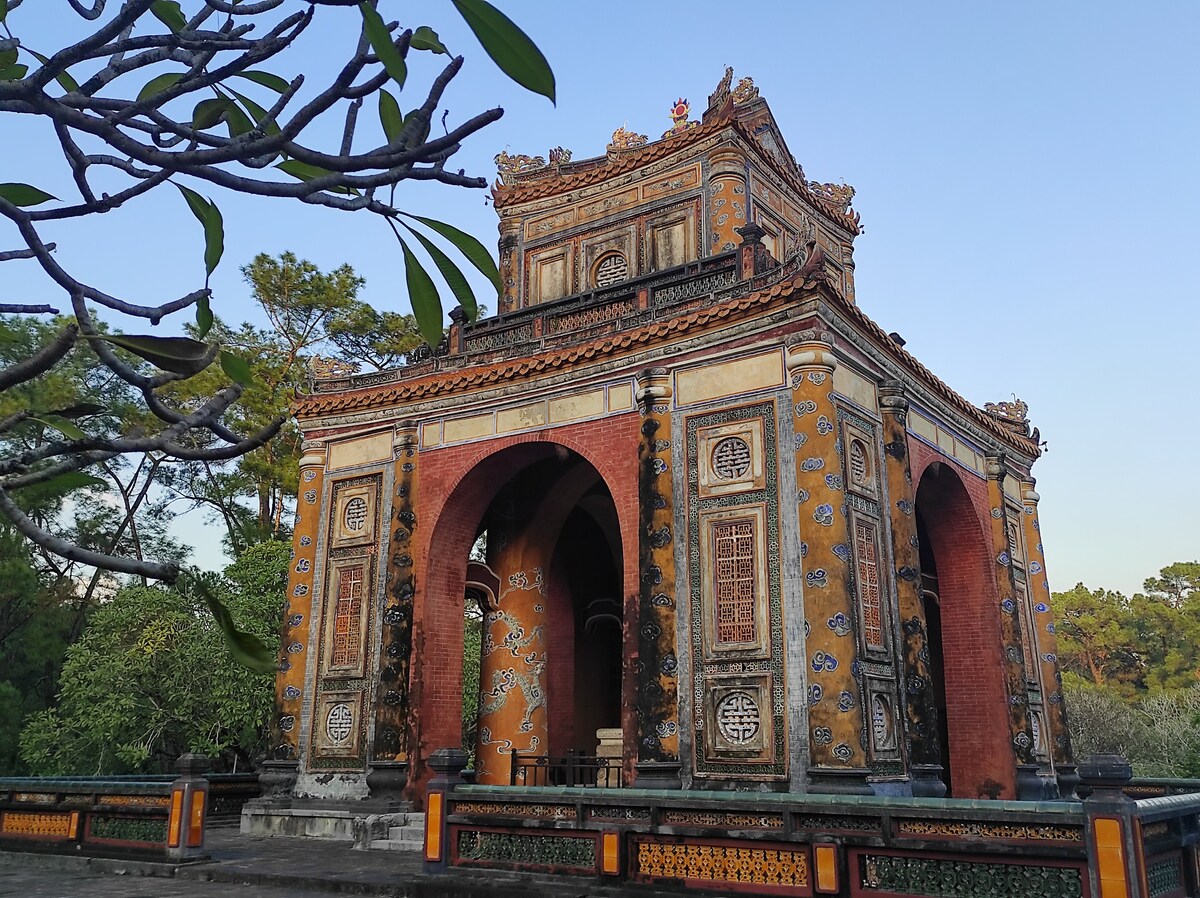 キエンフック帝陵