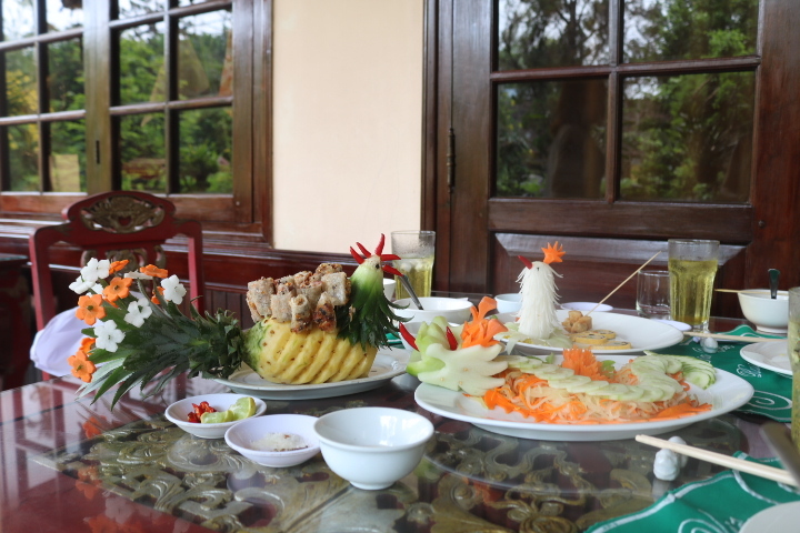 Tinh Gia Vien(ティンザ―ヴェン)