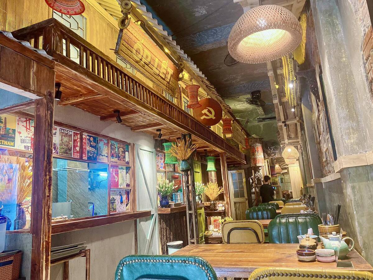 Cơm Tấm Ốp Lết 1940 (コムタムオップレット1940)