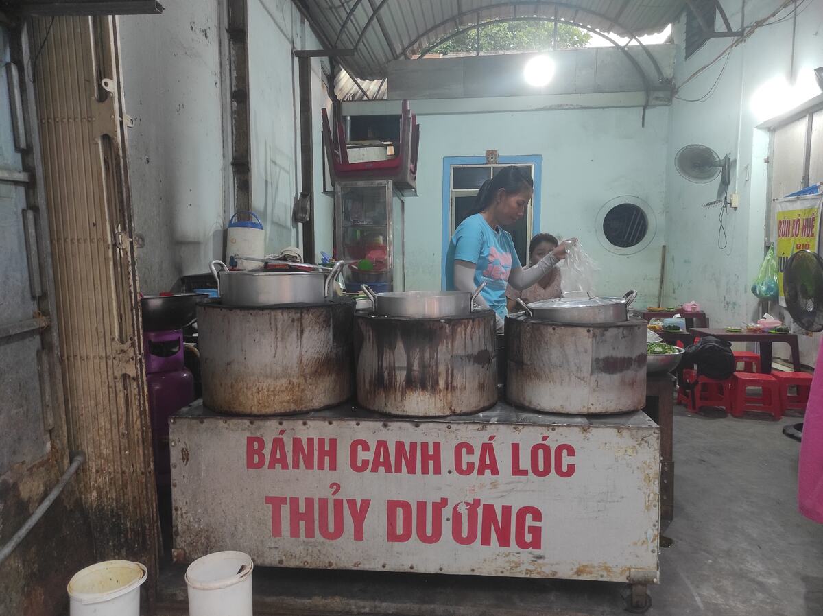 Bánh canh cá lóc Thương(バインカン・カーロック・トゥオン)