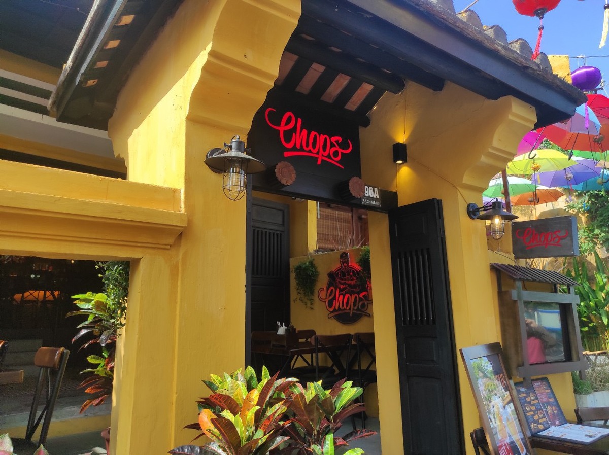 Chops Hoi An Riverside（チョップスホイアンリバーサイド）