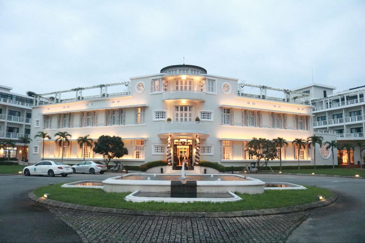 Azerai La Residence Cafe