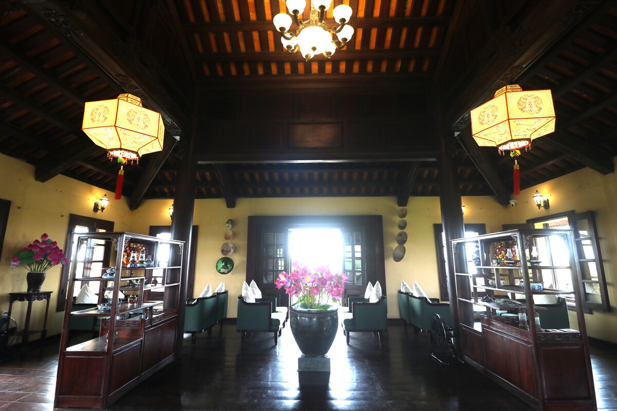 店内は１階も２階も十分な座席があるので、お一人様からグループまでご利用いただけます