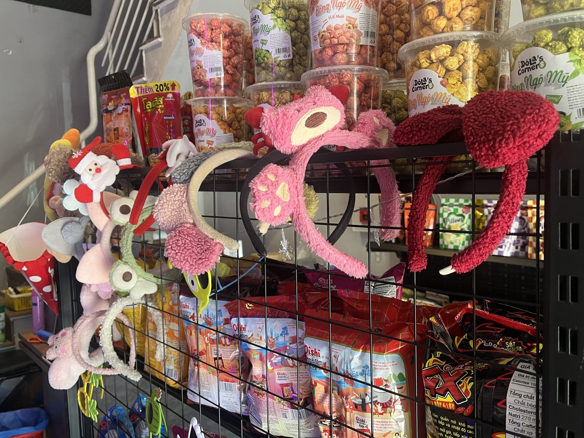 可愛い形の被り物やサングラスも用意され、自由に借りることが可能です