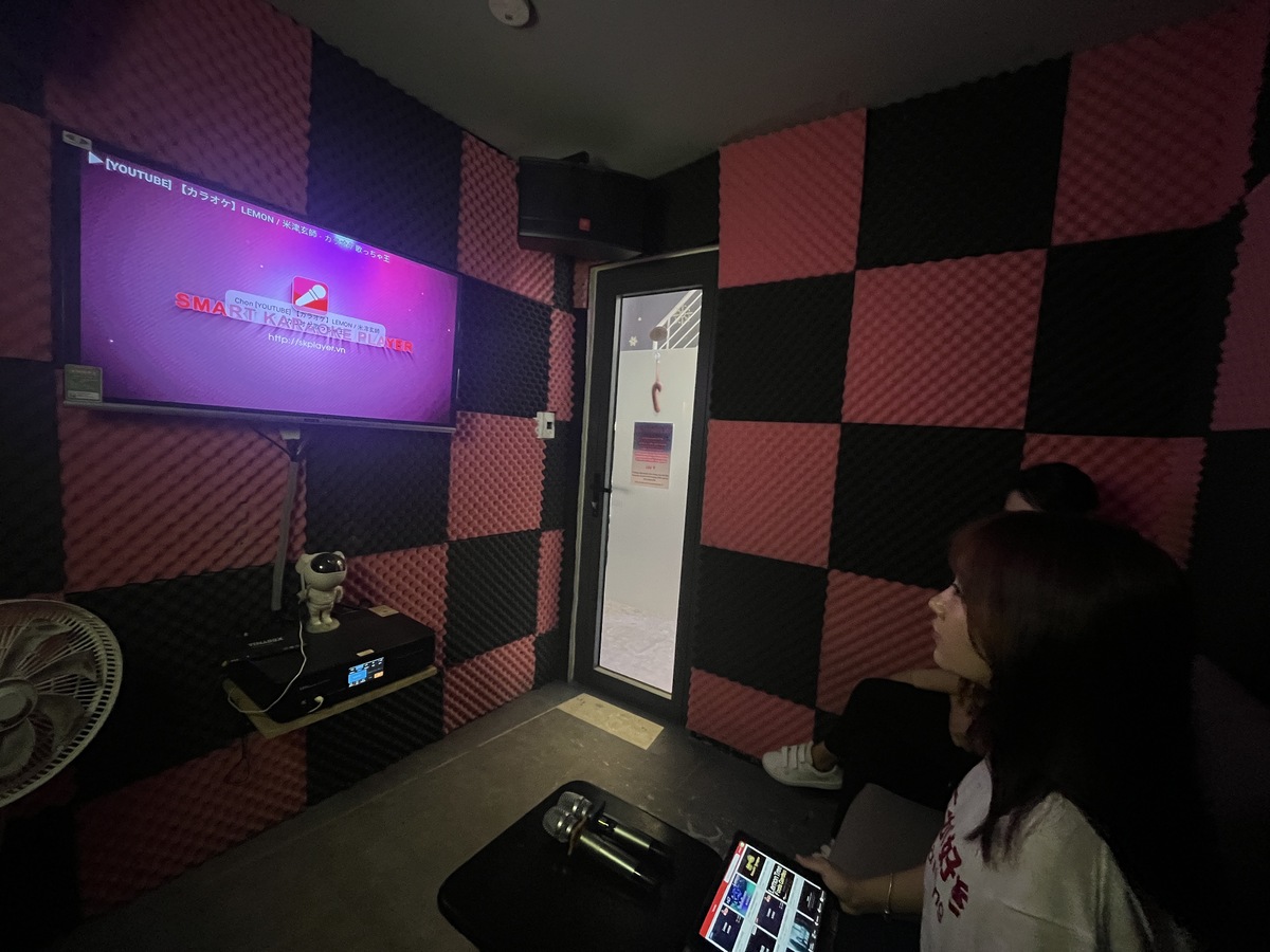 タッチパネルで全部の操作を行います。