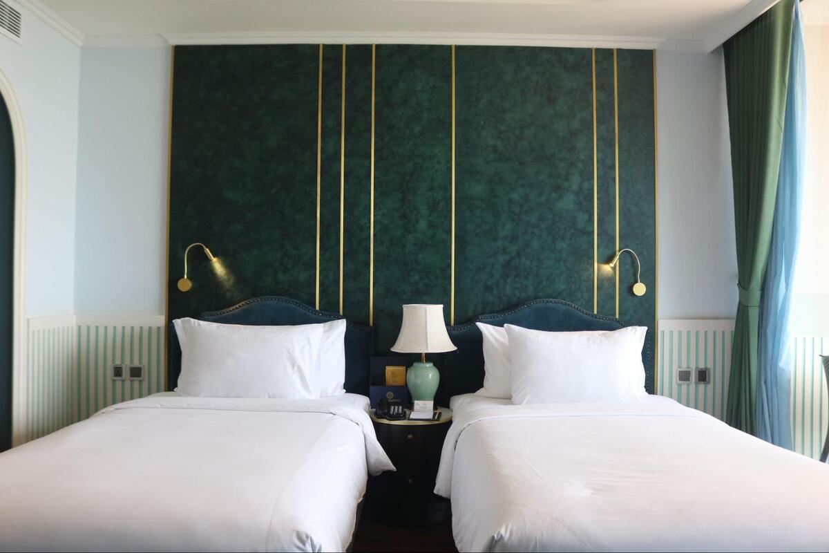 プレミア・デラックス・リバービュー