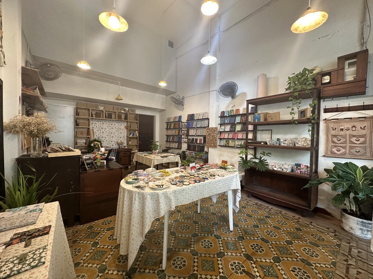 刺繍小物が作れる「Hợp Handi（ホップ ハンディ」