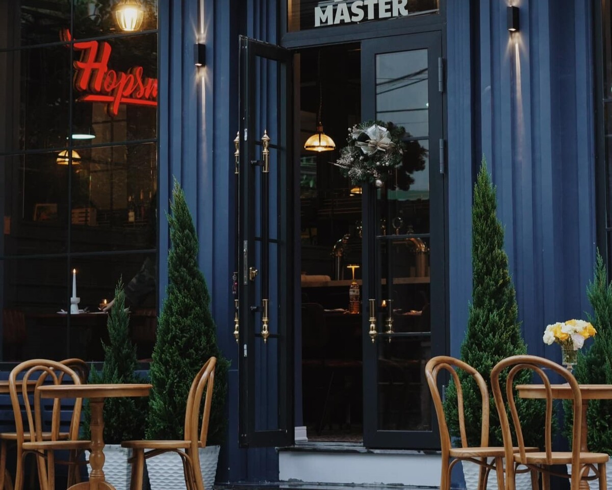 Hopsmith Tavern(ホプスミス タバーン)