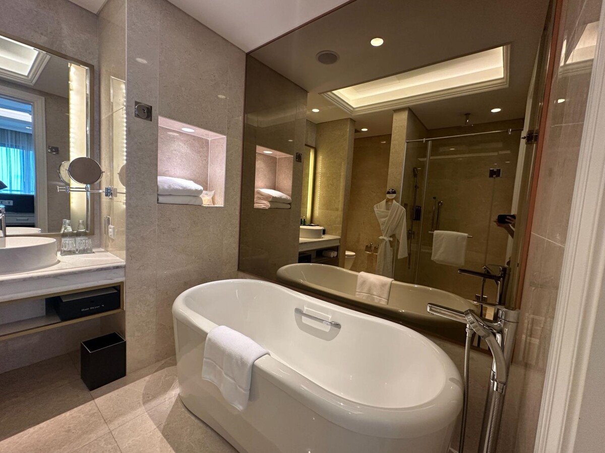 heraton Grand Danang Resort &amp; Convention Center