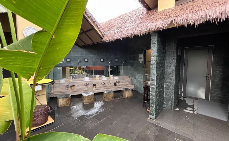 THE BLOSSOM RESORT ISLAND