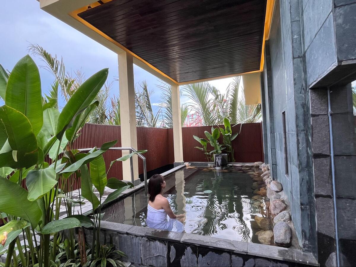 THE BLOSSOM RESORT ISLAND