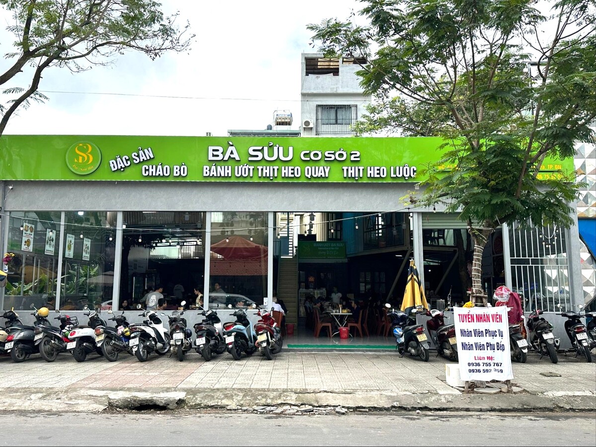 Bánh ướt heo quay Bà Sửu(