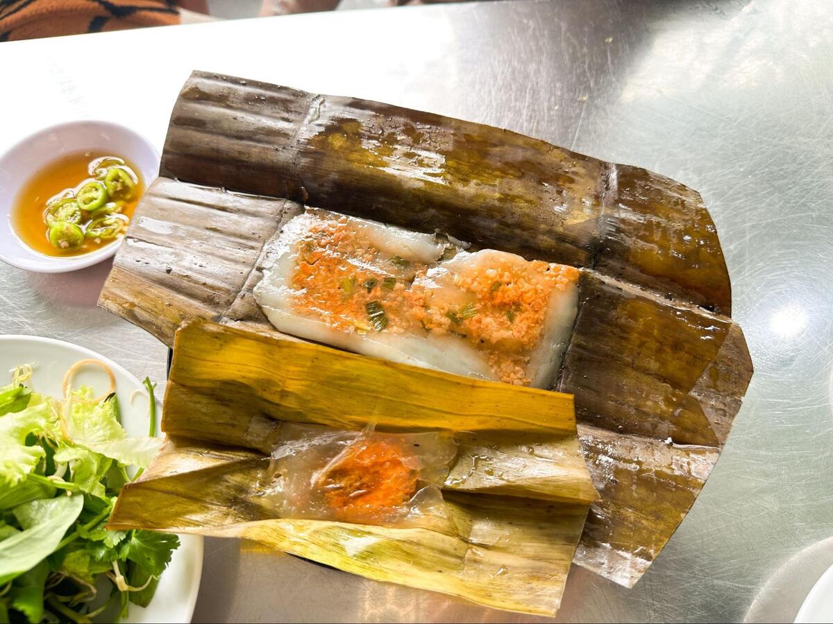 Bánh ướt heo quay Bà Sửu(