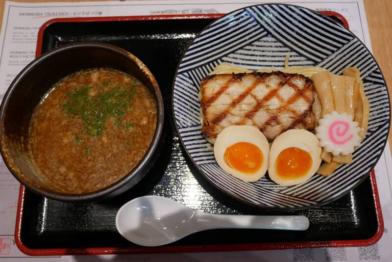 ハン市場付近のレストラン