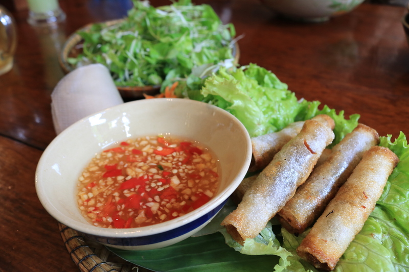 MỲ QUẢNG BÀ MUA（ミークアンバームア）