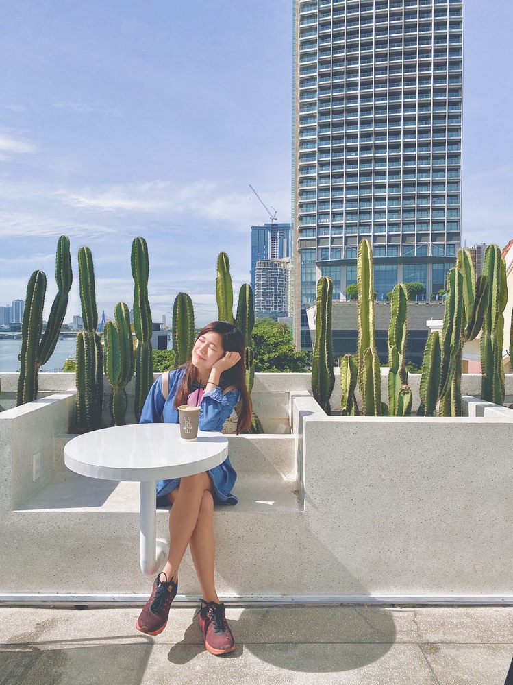 インスタで話題の写真スポットは96カフェの５階でした