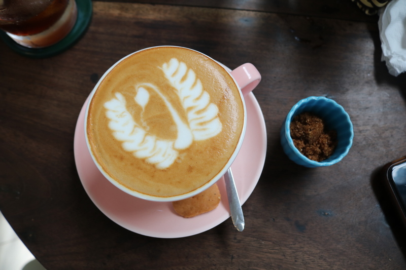 Hot Latte(42.000VND)