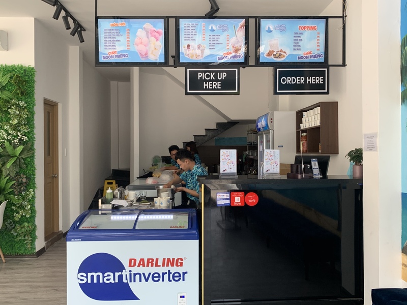 注文はレジで行います