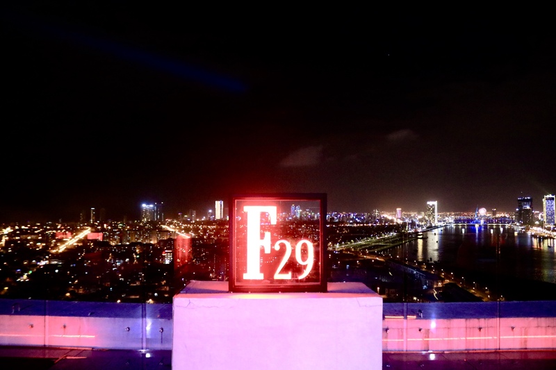 ダナン市内が一望できます。