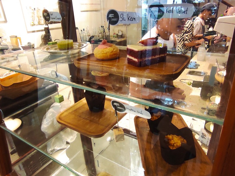 ケーキなどの甘味類もあるので長居したい人にもおすすめ